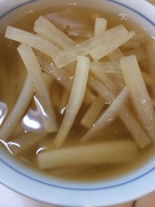 大根の和風スープ