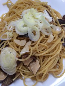 干しシイタケの煮込みパスタ