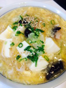 卵と豆腐の春雨スープ