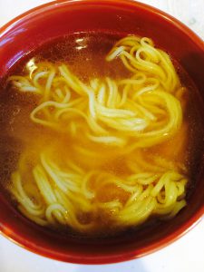 お湯で溶かすだけ 簡単味噌ラーメン