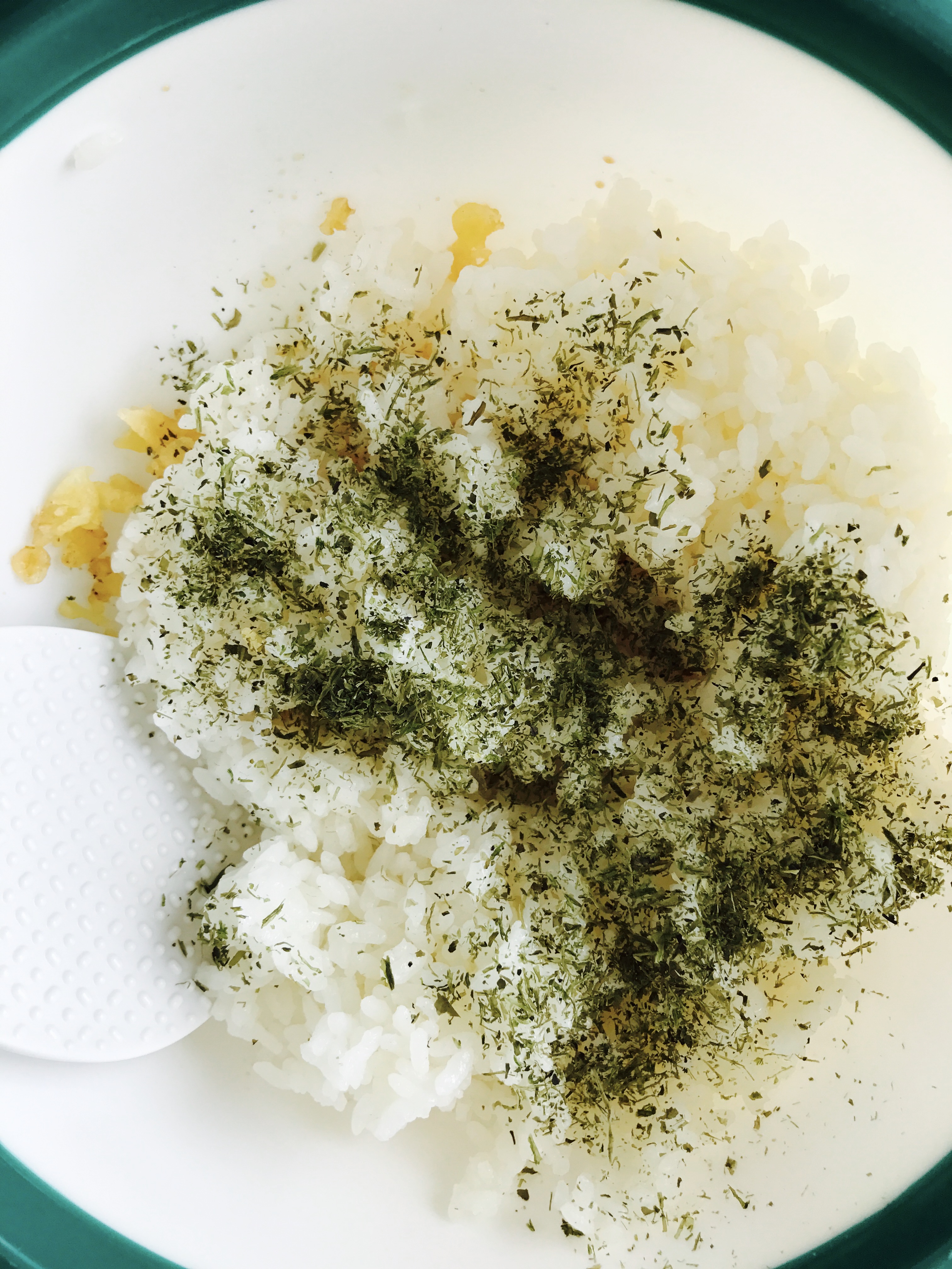 天かすと青のりのおにぎり