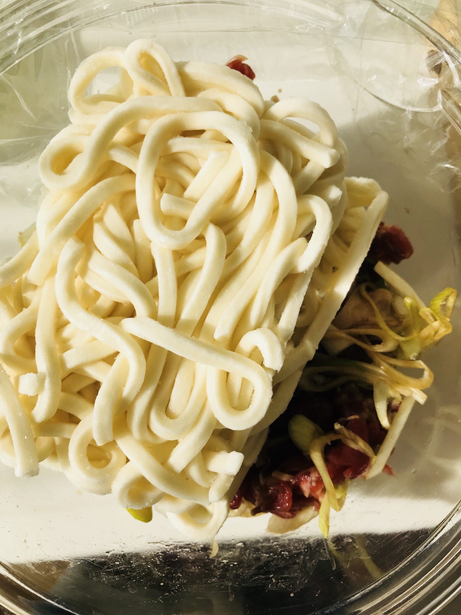 電子レンジで6分すき焼き風うどん